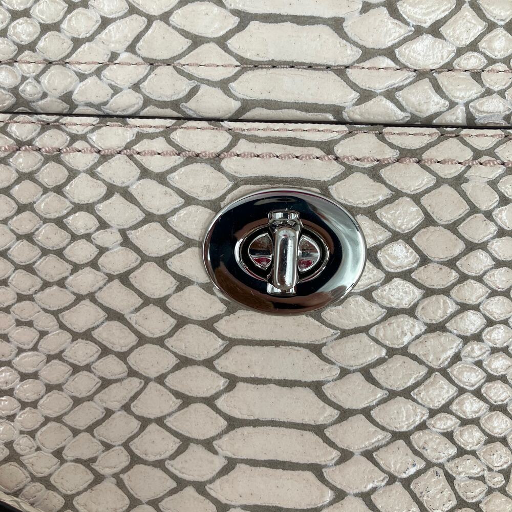 Snakeskin Python Pattern White Gray Turn Lock Zip… - image 4